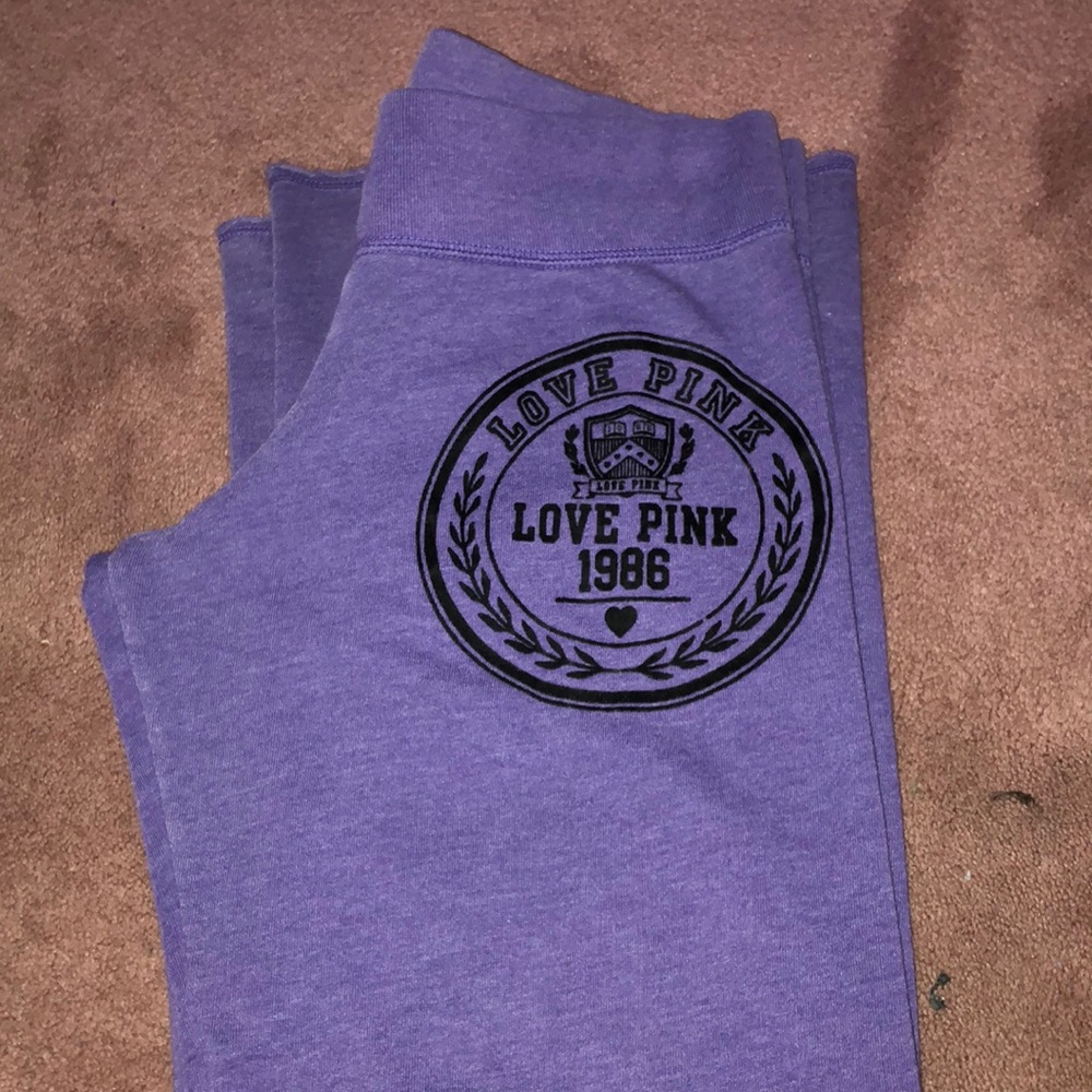 VS pink sweatpants